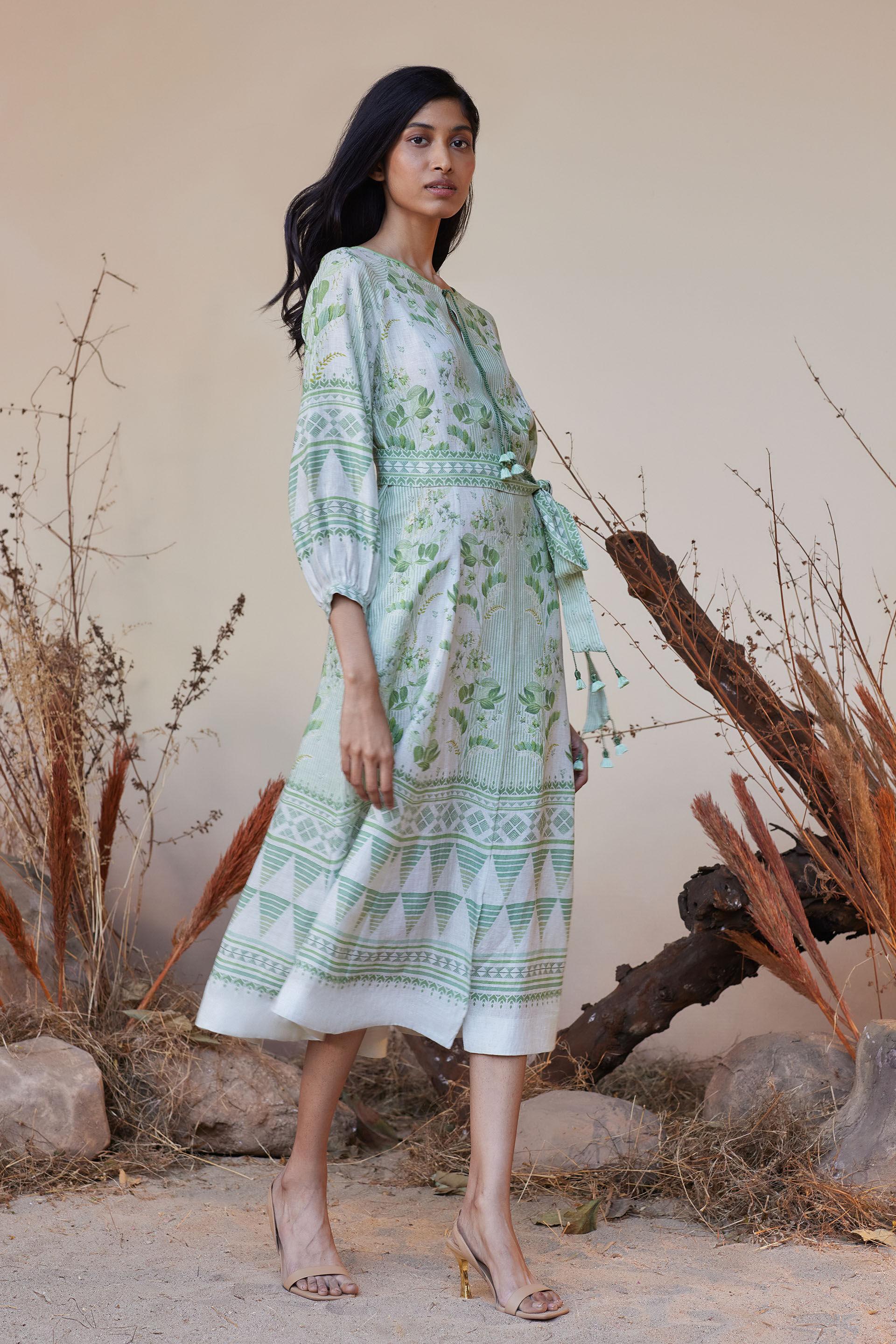Alya clothing website sale